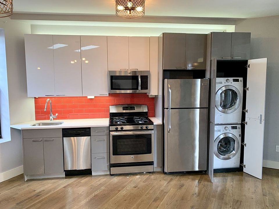 1st image of 1916 Prospect Pl APT 3
