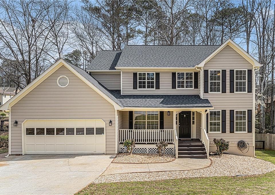 1st image of 670 Rosehill Ln