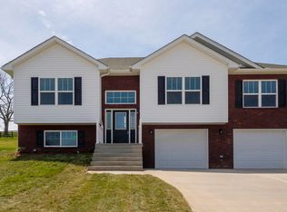 60 Oak Tree Way, Taylorsville, KY 40071