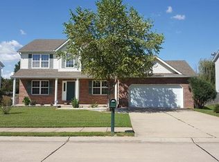 8009 Austin Dr, Troy, IL 62294