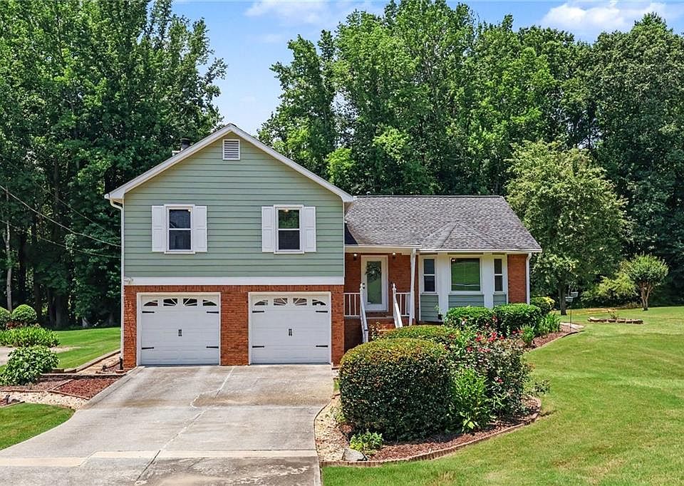 1st image of 2019 Amherst Ln SE