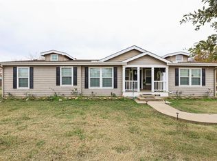 6036 Quail Ct, Terrell, TX 75160