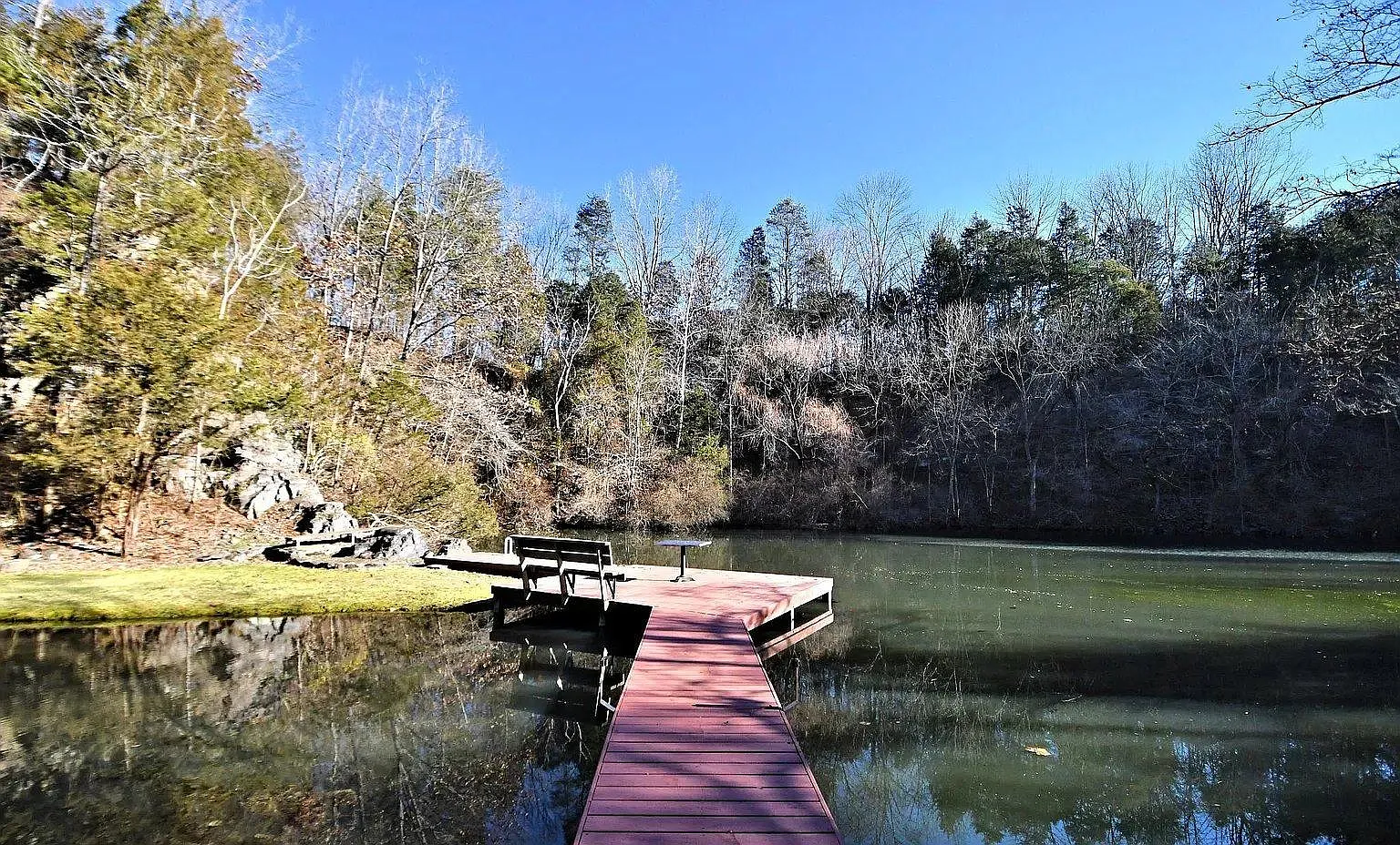6 bed, 2.5 bath, 5830 sqft, $6,850 — Photo 2