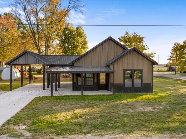 503 Pecan St, Marshall, IL 62441