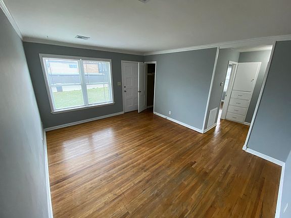 4th image of 3643 S Indianapolis Ave