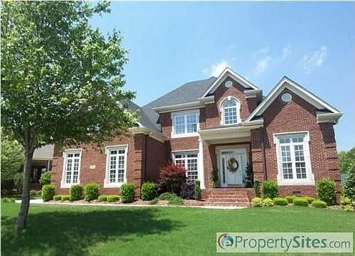 1st image of 3002 Glen Willow Ct SE