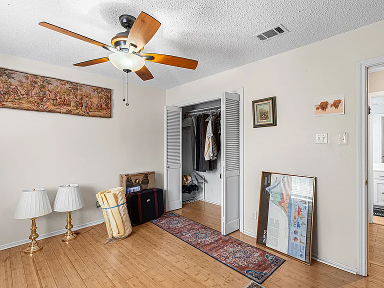 8301 Greenslope Dr — Photo 19