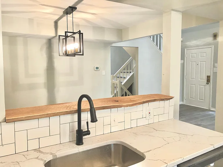Special touches in modern kitchen