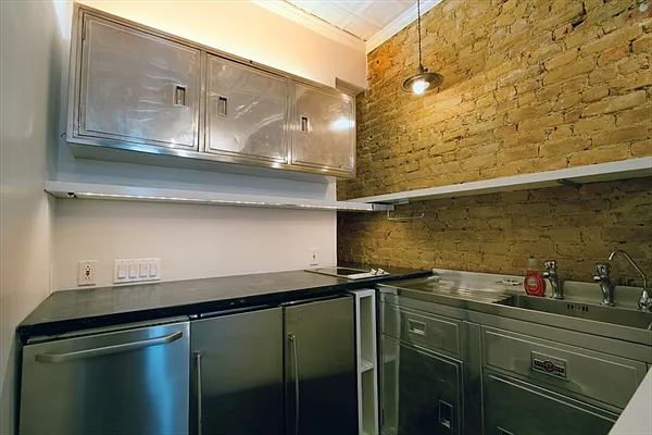 Sold by Citi Habitats | media 3