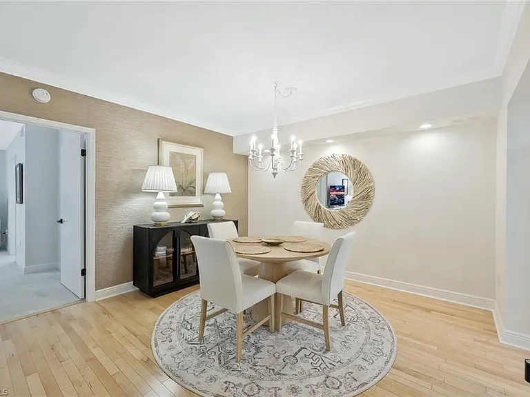 780 Willowbrook Dr #701 — Photo 8