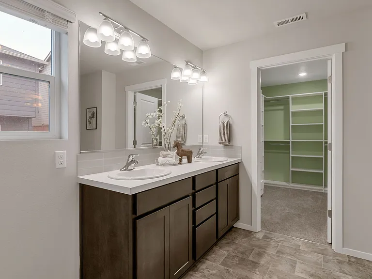 8203 17th St SE — Photo 15