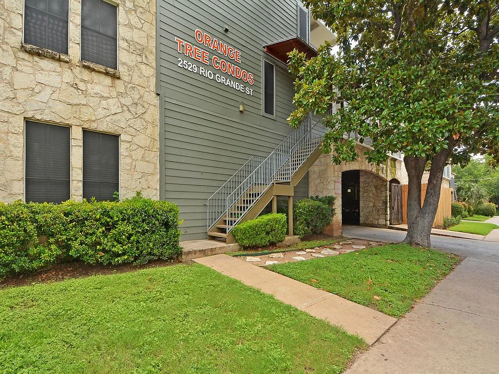 2529 Rio Grande St Apt 58 — Photo 1