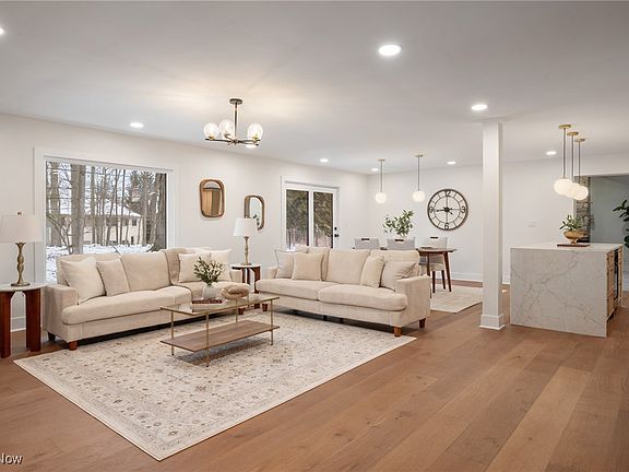 4th image of 24270 Hermitage Rd