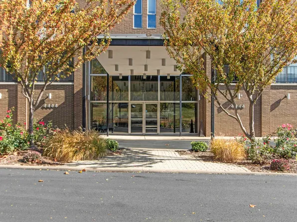 4444 N Knoxville Ave APT 404, Peoria, IL 61614