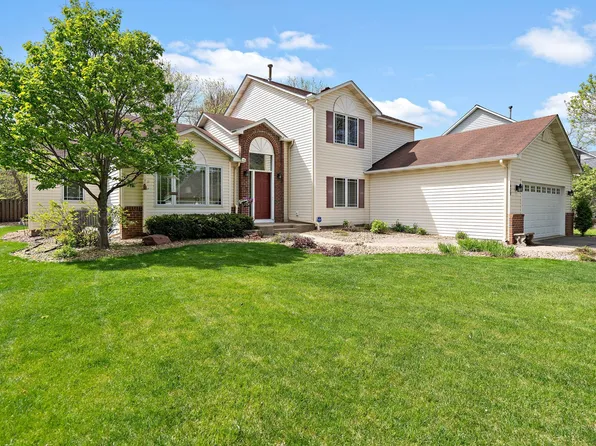 1409 Earle Way, Burnsville, MN 55306