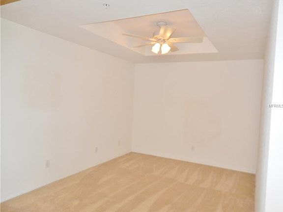 4th image of 900 E Marion Ave Unit 1204