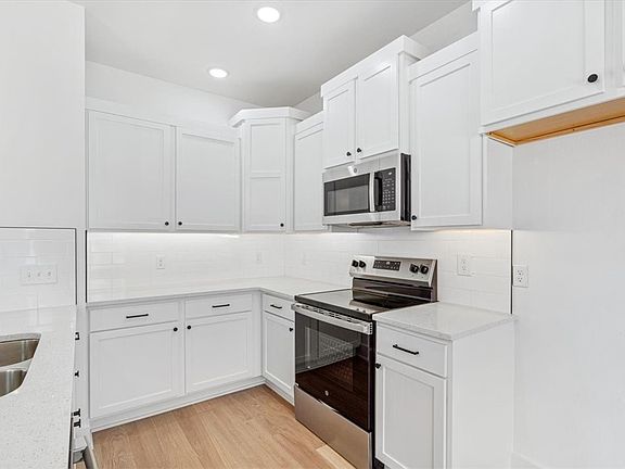 5th image of 14 Birsay Cir