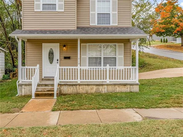 519 Boyd St, De Soto, MO 63020