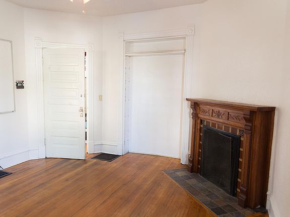 2nd image of 723 13th Ave SE #1