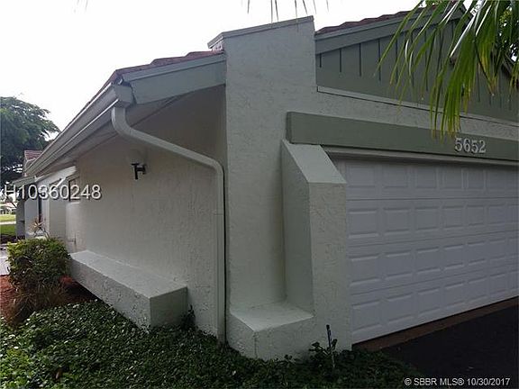 2nd image of 5652 Ainsley Ct