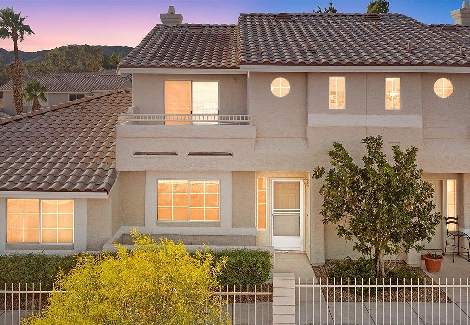 1st image of 2162 Camel Mesa Dr