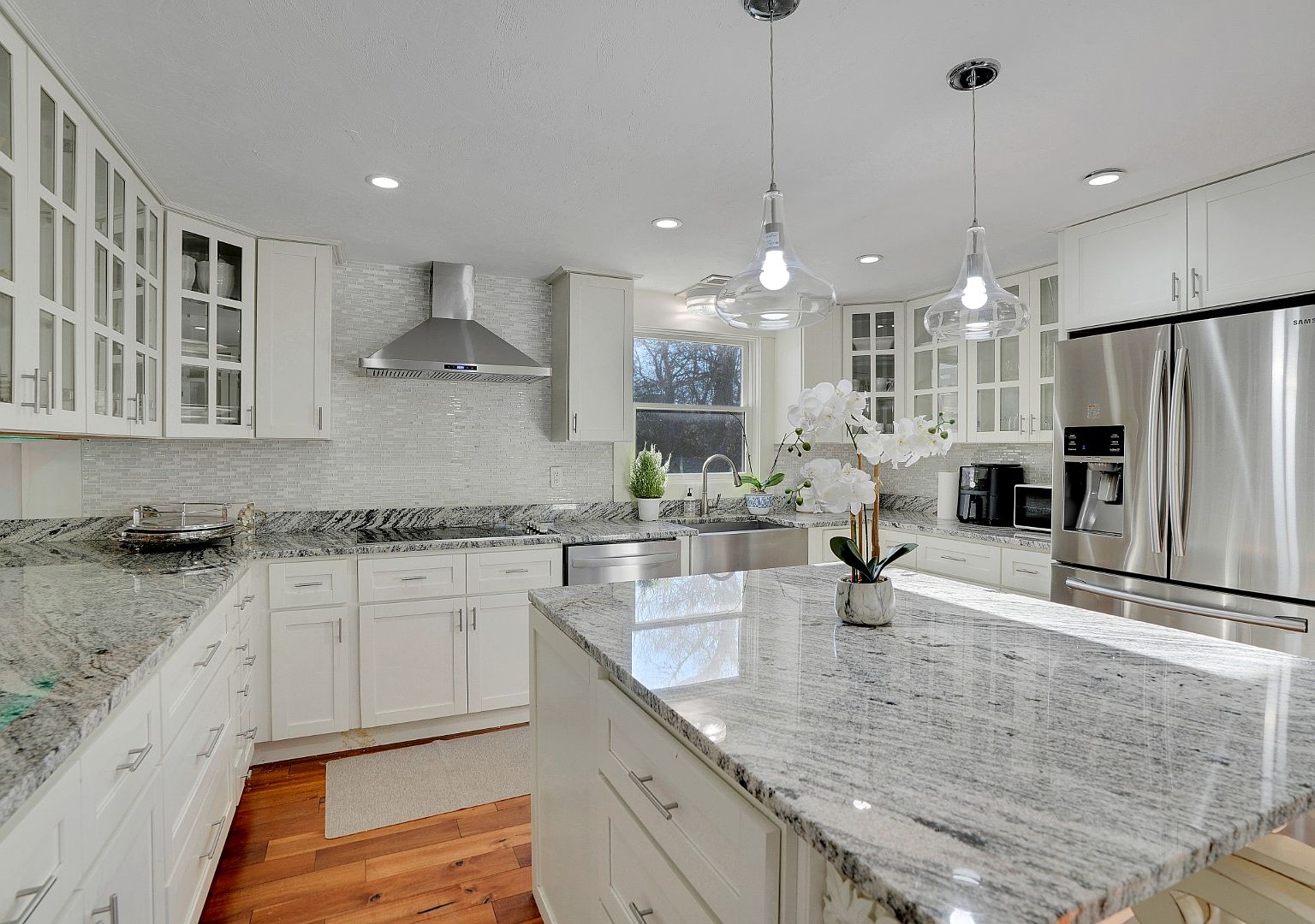 House on the hill セットアップ (Clover) 110 110 Clover Hill Dr, Tisbury, MA 02568 | MLS #44254 | Zillow