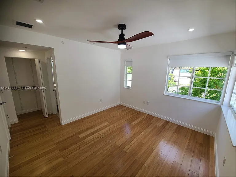 825 Michigan Ave #3 — Photo 30