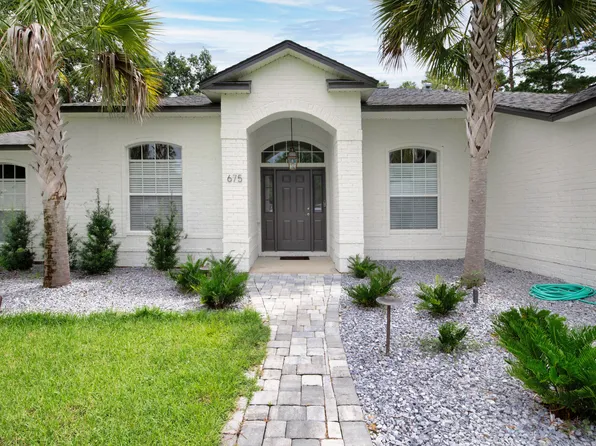 675 Waterview Cove Dr, Freeport, FL 32439