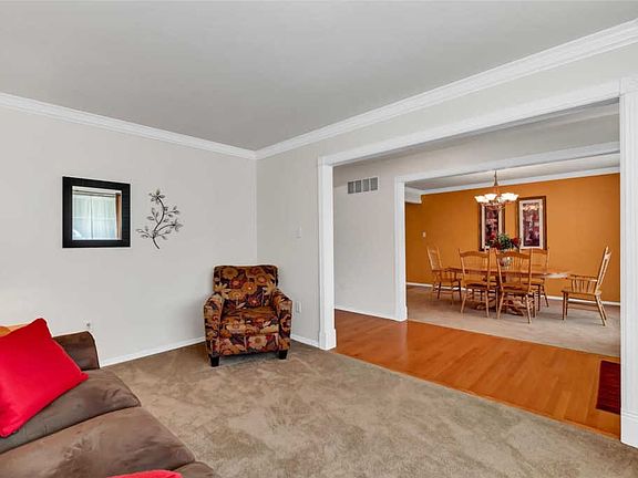 2nd image of 67 Rivermeadows Dr