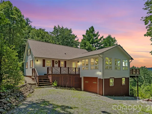 5545 Pine Ridge Dr, Connelly Springs, NC 28612