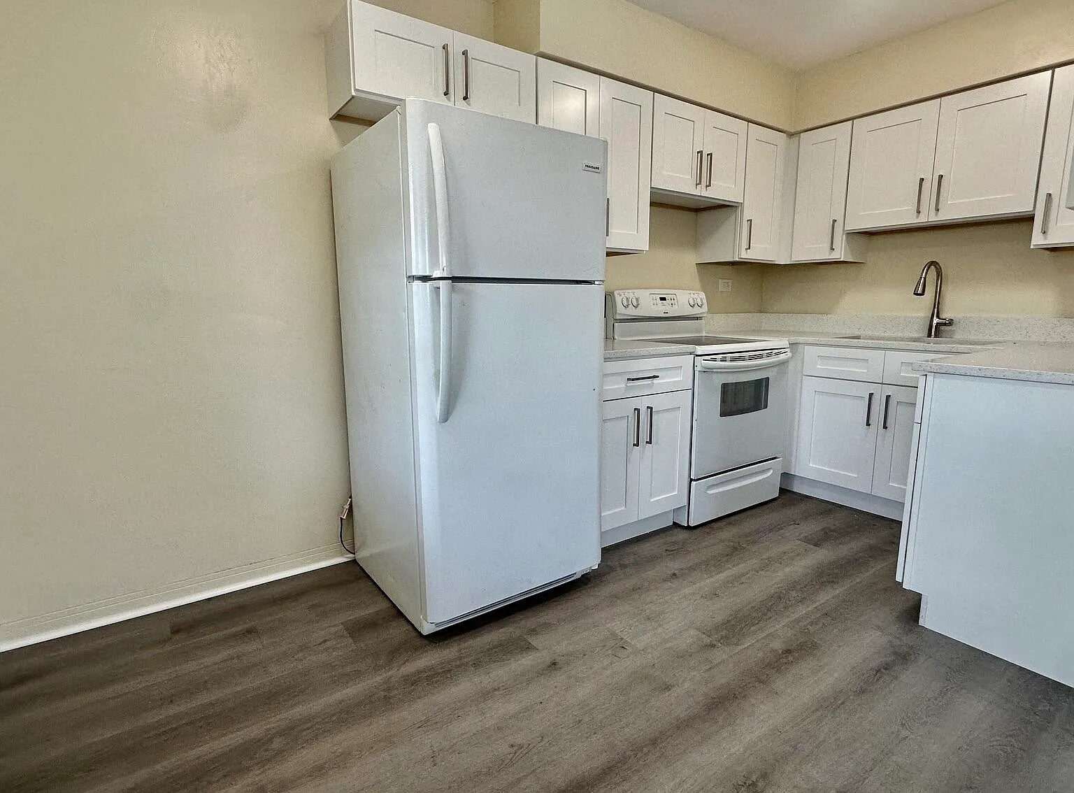1 bed, 1.0 bath, 700 sqft, $1,425 — Photo 4