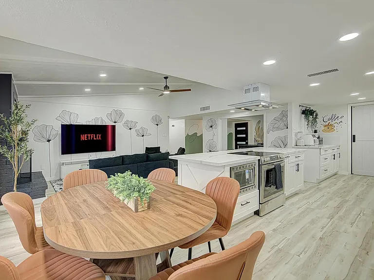 7310 Corta Calle Dr — Photo 12
