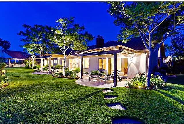 1st image of 13976 Arbolitos Dr