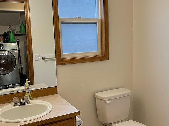 3rd image of 16505 Spruce Way