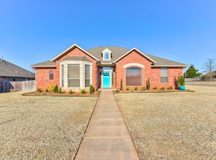 21409 Backhorn Rd, Edmond, OK 73012