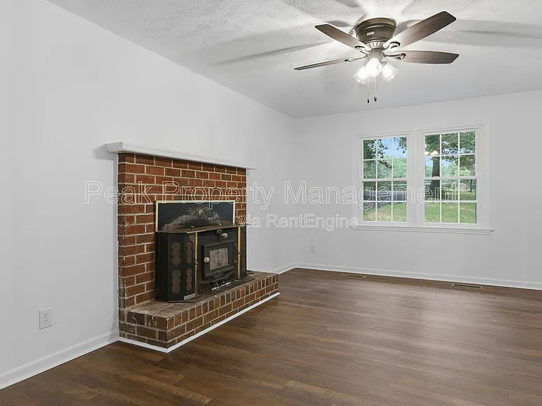 14613 Happy Hill Rd — Photo 13