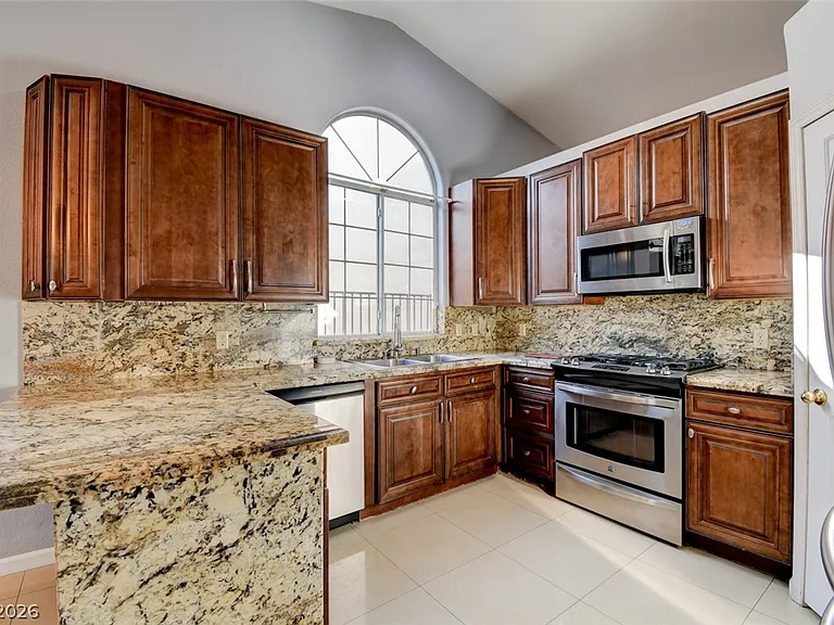 8316 Vantare Ct — Photo 11