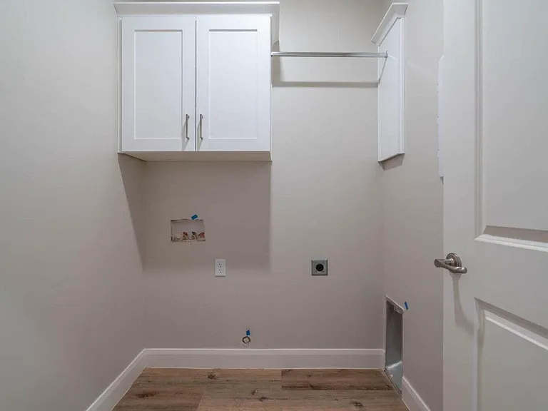 527 N 550 W — Photo 15