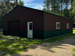 305 W River Rd, Muscoda, WI 53573