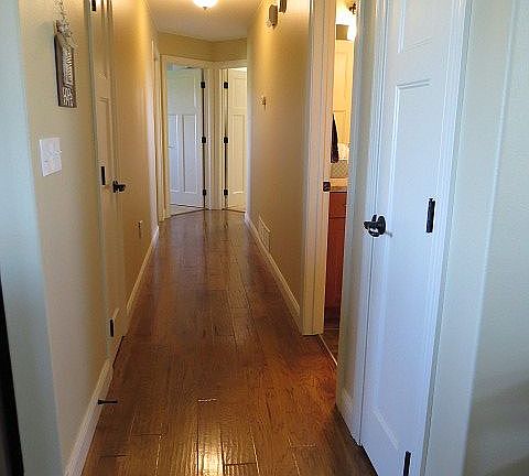 4th image of 3341 Lucke Ln W