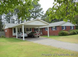 1307 Dogwood Ln, Laurinburg, NC 28352