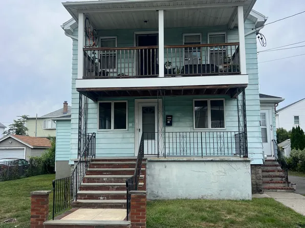 90 Billings Ave #1, Medford, MA 02155
