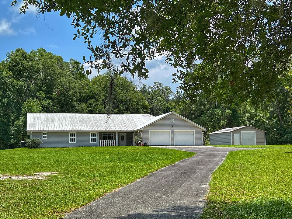 1st image of 830 NE 399th St