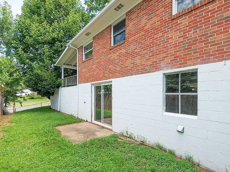 677 Monte Vista Rd — Photo 15