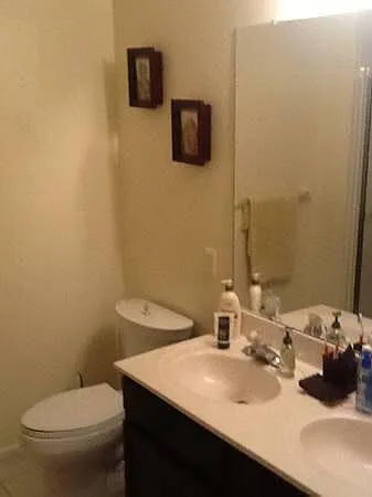 1037 Flakne Ct — Photo 5