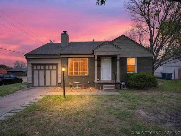 903 S Richmond Ave, Tulsa, OK 74112