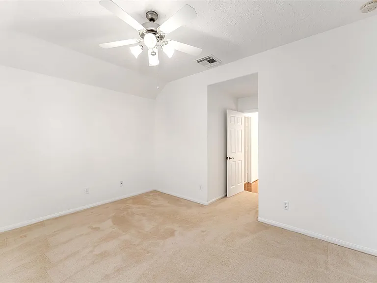 7226 Vorgen Ct — Photo 32