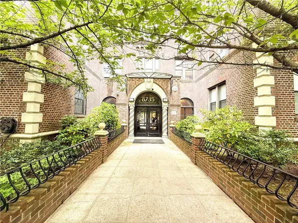8735 Bay Pkwy APT A22, Brooklyn, NY 11214