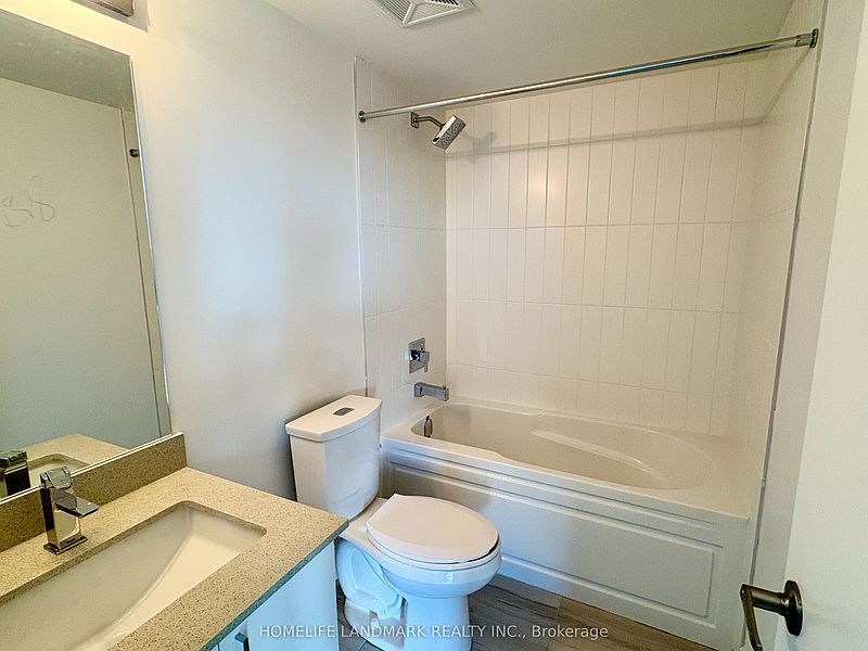 Toronto Townhouse for rent - 2 Bedrooms — photo 12