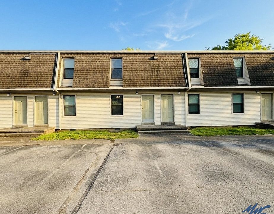 1st image of 950 Palmer Dr APT 11